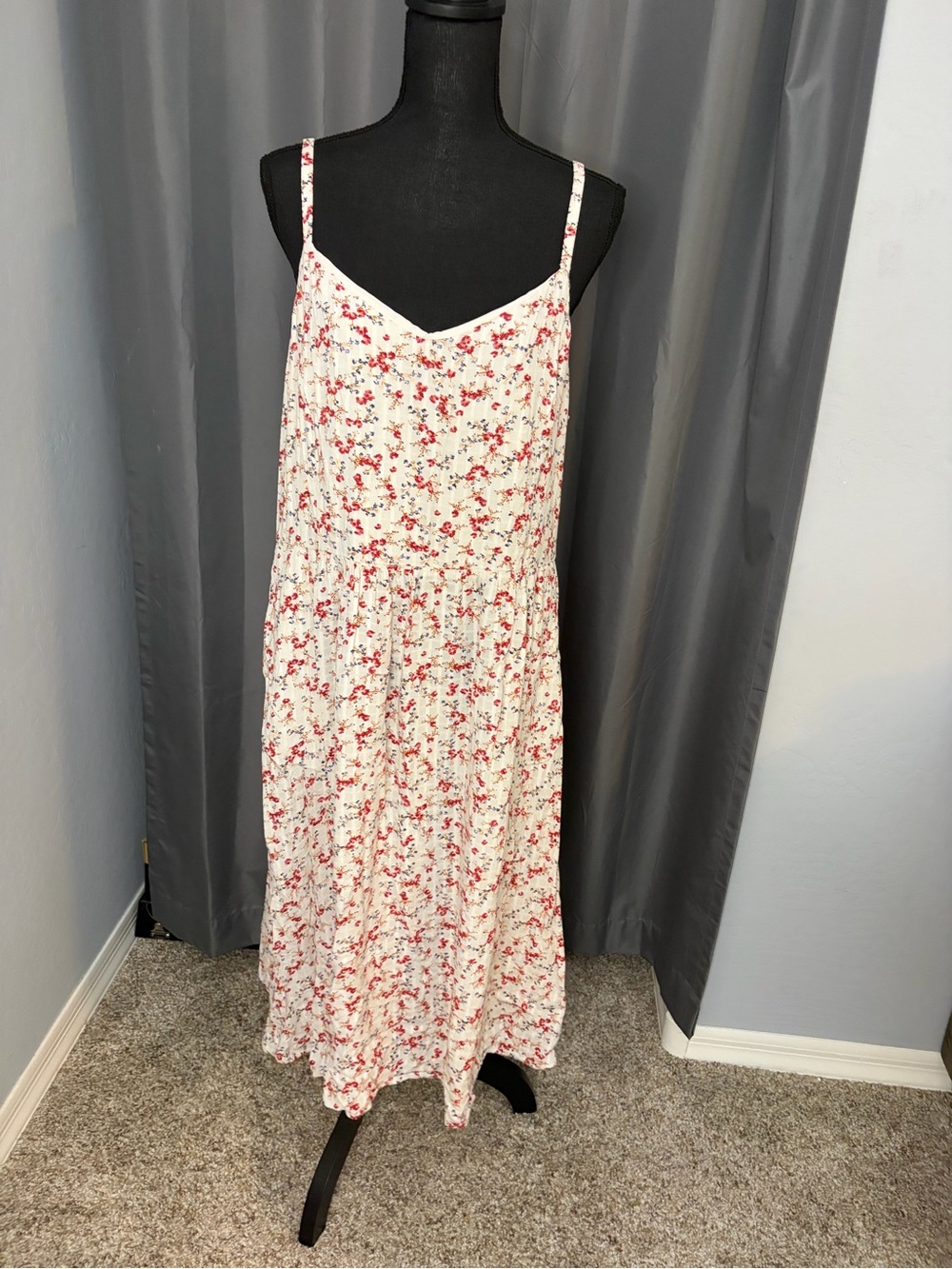 71. Old Navy Cami Dress, Size XL, EUC